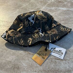 JEETER Golden Summer Bucket Hat NWT